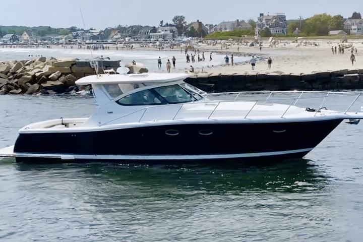 a small boat in a body of water